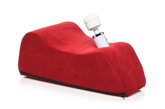 "Delux Wand Saddle - Red BB-AH192"